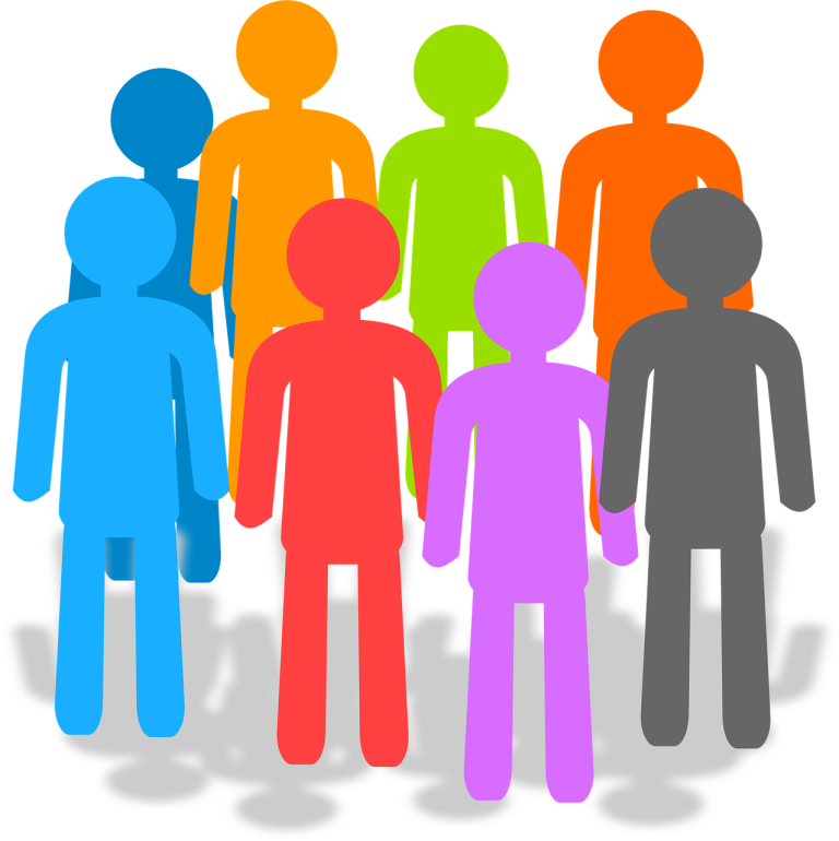 자원봉사자들이 함께 활동하며 협력하는 모습